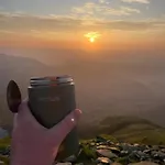 דירה Hi Ho Steps On Windermere *