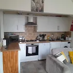 Hi Ho Steps On Windermere דירה באונס-און-ווינדרמיר