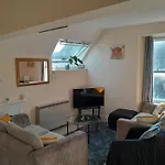 Hi Ho Steps On Windermere * באונס-און-ווינדרמיר