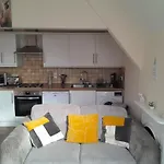 Hi Ho Steps On Windermere דירה *